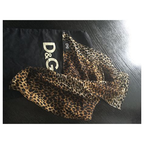 foulard d&g